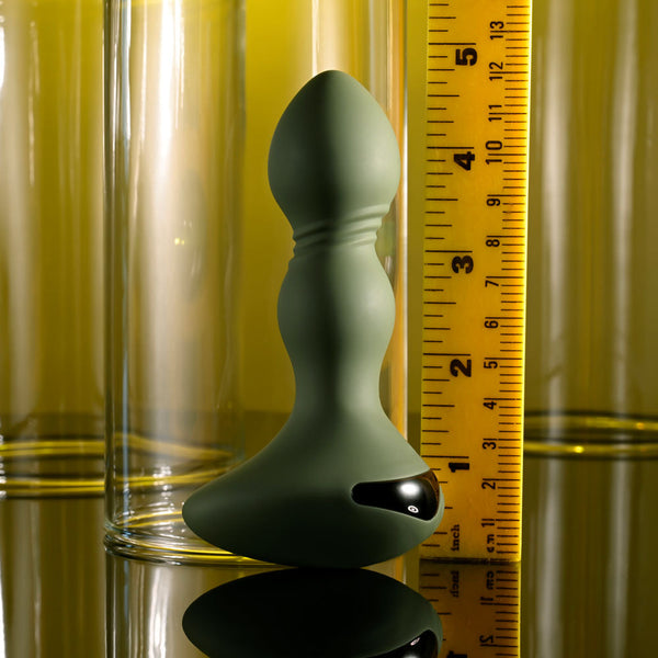 Evolved Lieutenant Green 12.2 Cm Usb Rechargeable Vibrating Butt Plug Vibrating Butt Plugs