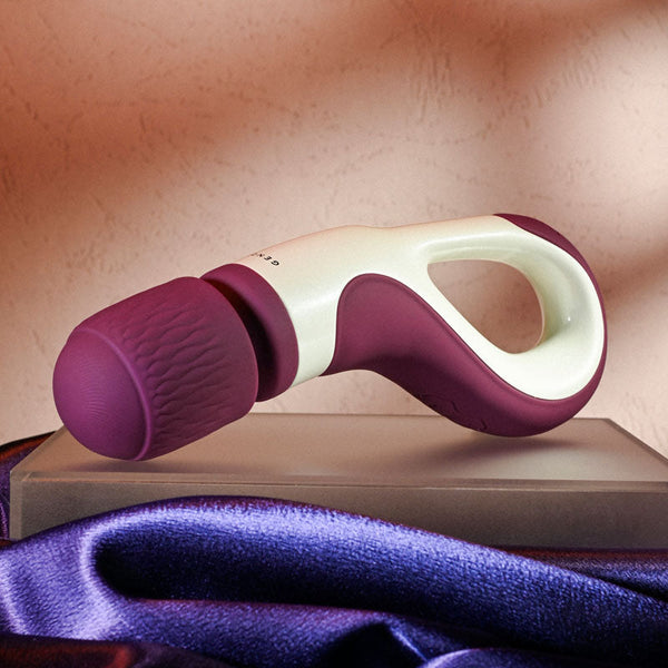 Gender X Handle It Purple/White Usb Rechargeable Massager Wand Massagers & Wands
