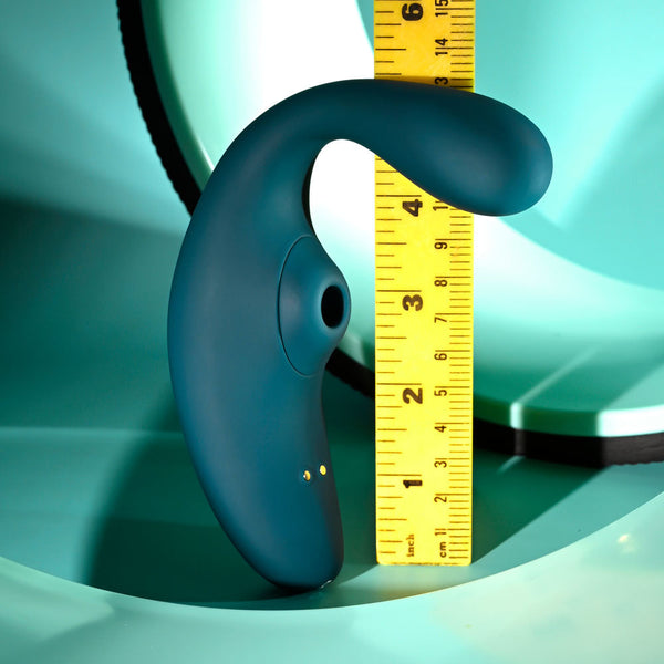 Playboy Pleasure Charmer Blue Usb Rechargeable  With Clitoral Suction Wireless s