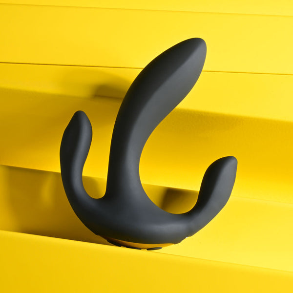 Playboy Pleasure Triple Threat Black Usb Rechargeable Probe  Wireless s